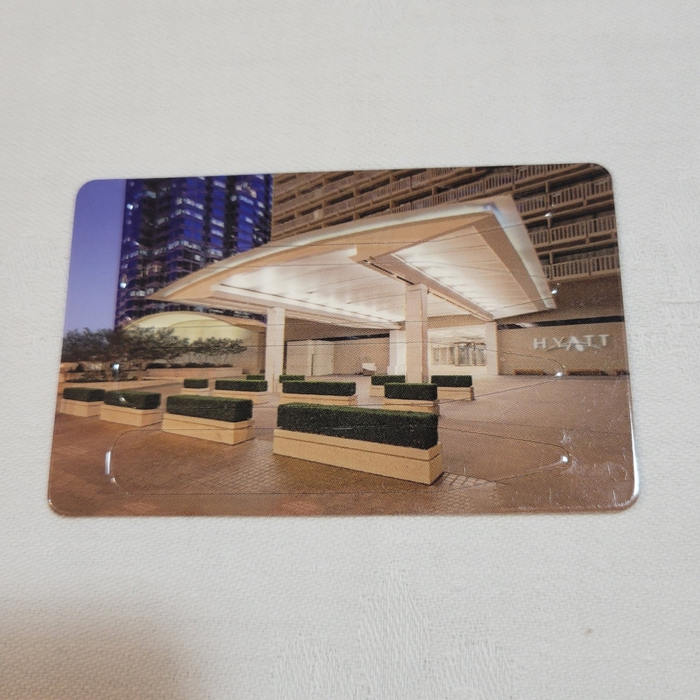 Hyatt Regency Atlanta Key Card: Collar Card, Collar Stays